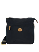 Kleine erweiterbare Schultertasche aus recyceltem Stoff | Bric's Milano