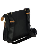 Kleine erweiterbare Schultertasche aus recyceltem Stoff | Bric's Milano